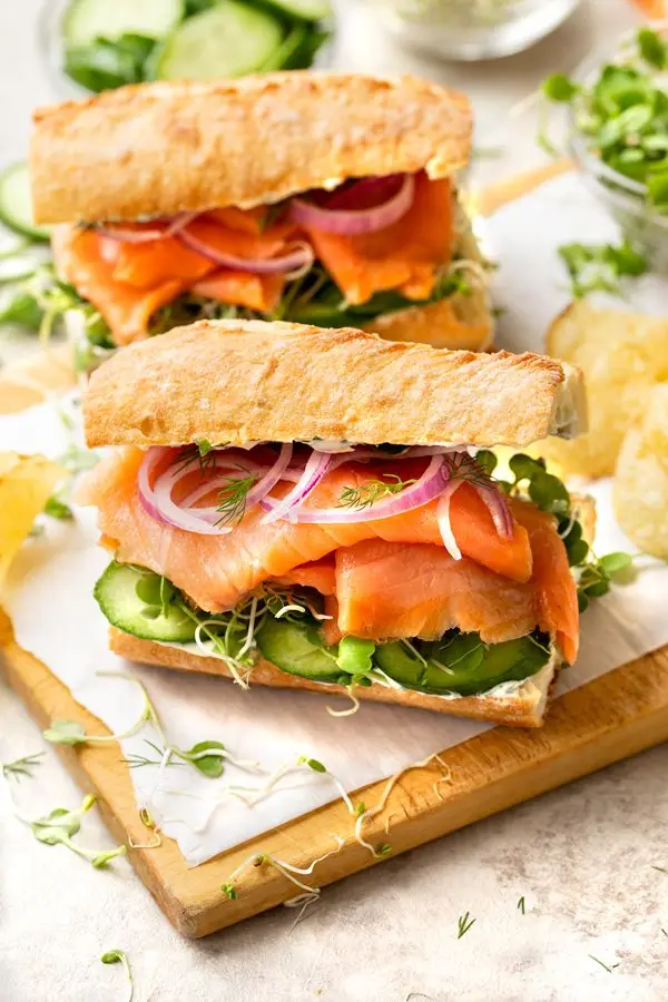 SALMON Sandwich