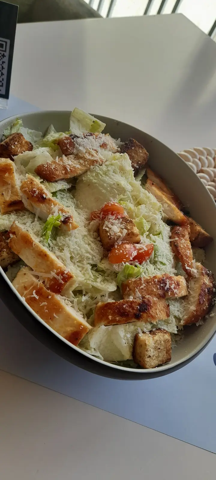 CHICKEN CAESAR SALAD 150g-تشيكن سيزر